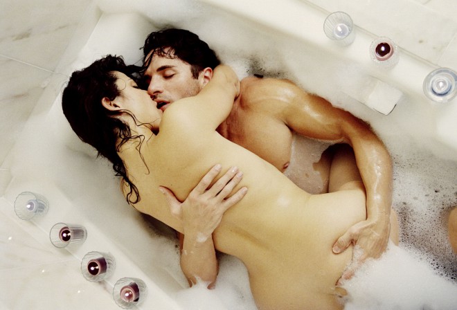 Романтический секс в ванной