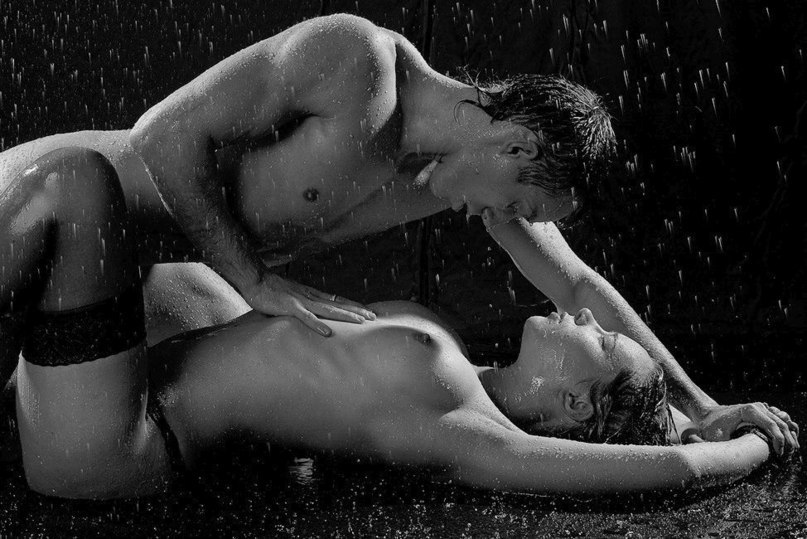 Жыныс мүшесі тіркемелері бар порнофотосуреттер 35 пен 50 жас аралығындағы үлкен бөкселері бар әйелдердің қатысуымен порно көріңіз.