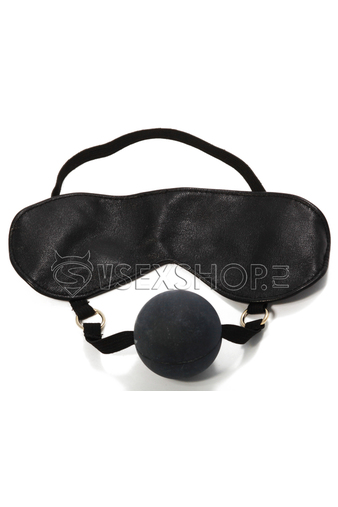 Фетиш с помощью эротического набора Blindfold Ball Gag